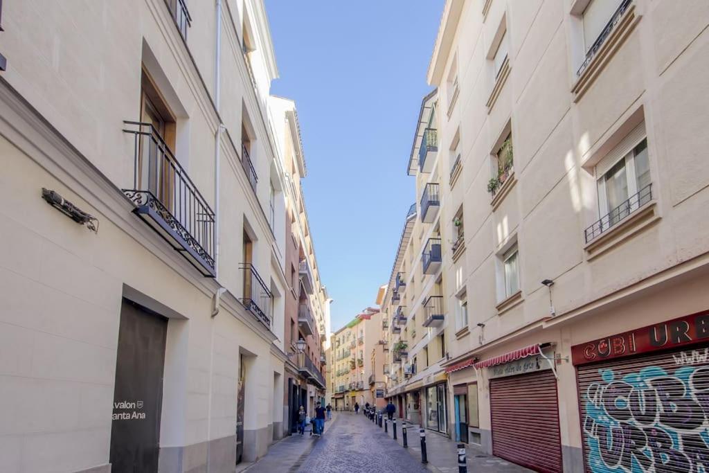 Encantador Piso En La Latina Madrid Centro/Rastro Eksteriør billede